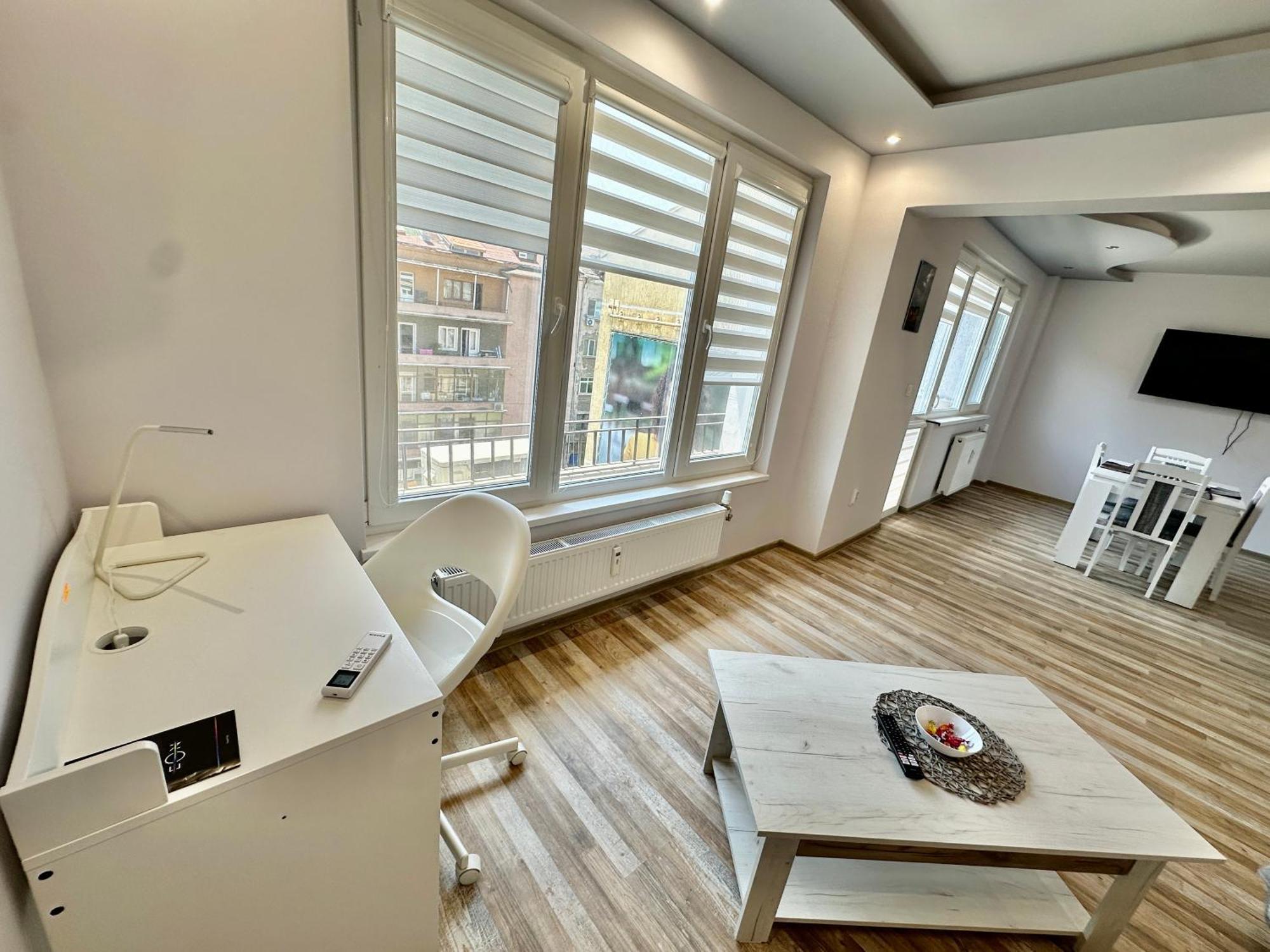 Central Vista Apartment By Mit Sofya Dış mekan fotoğraf